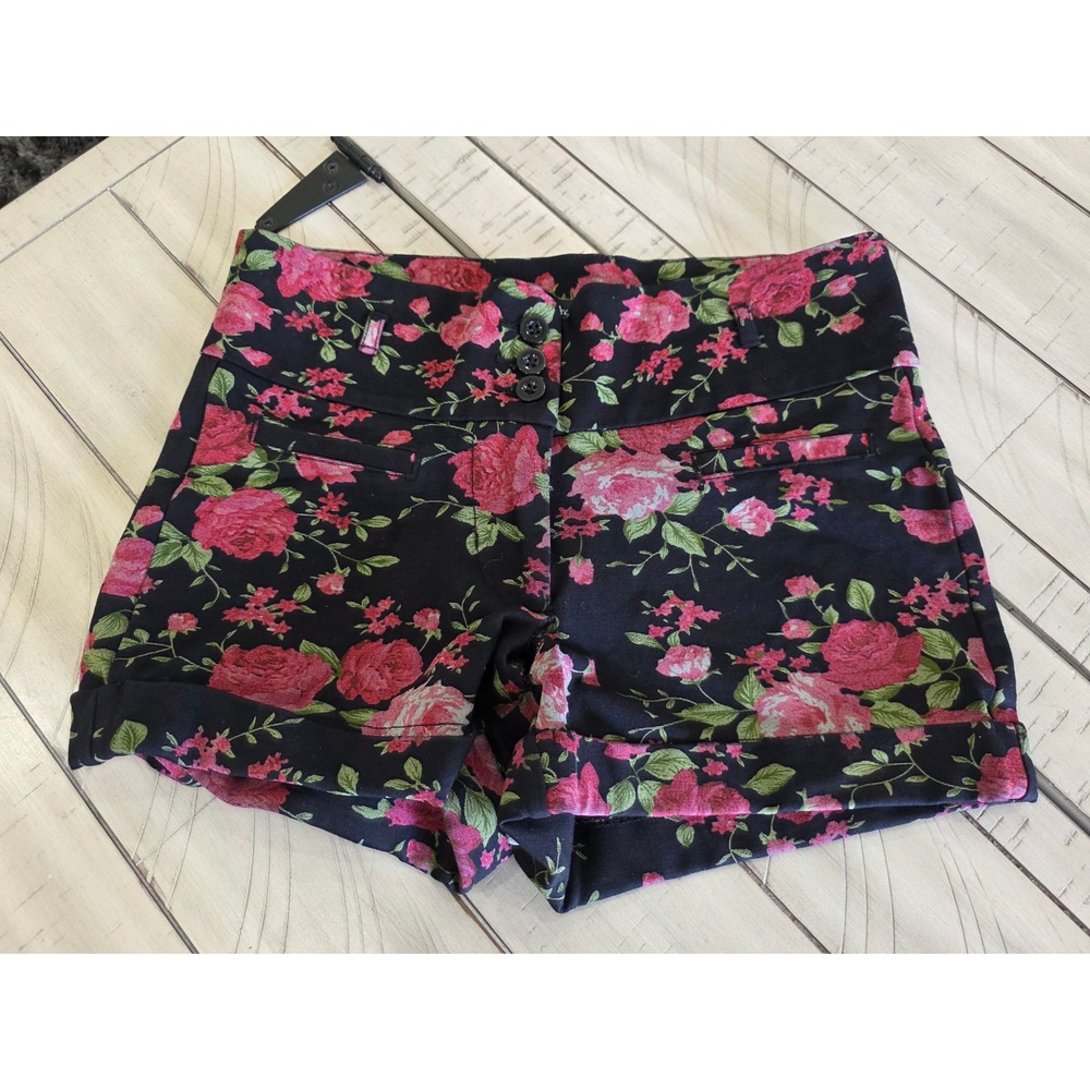 Shinestar Women Black Pink Floral Rose High Waisted Cuffed Shorts Size M